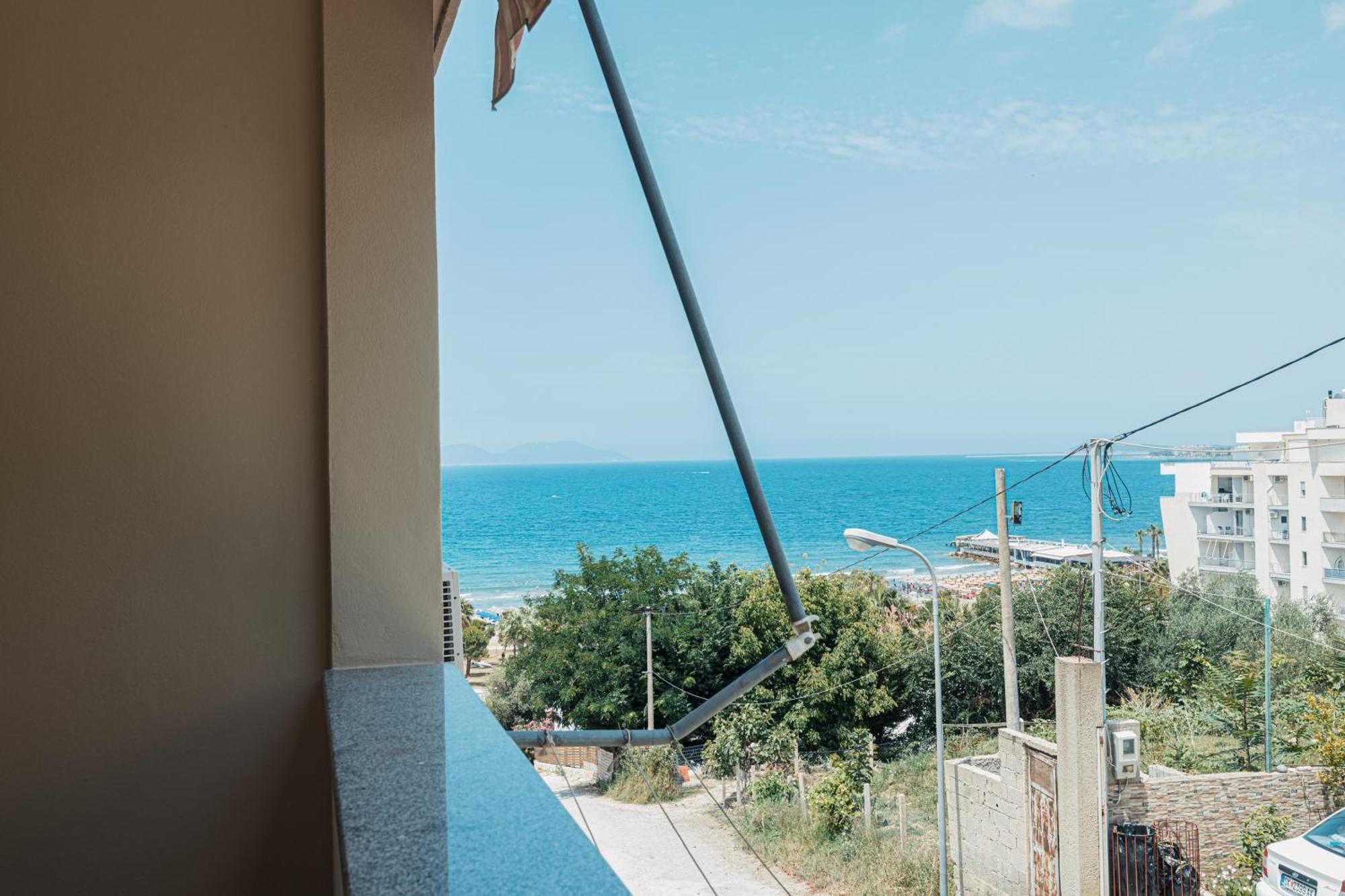 Hotel Klevi Vlorë Exterior foto
