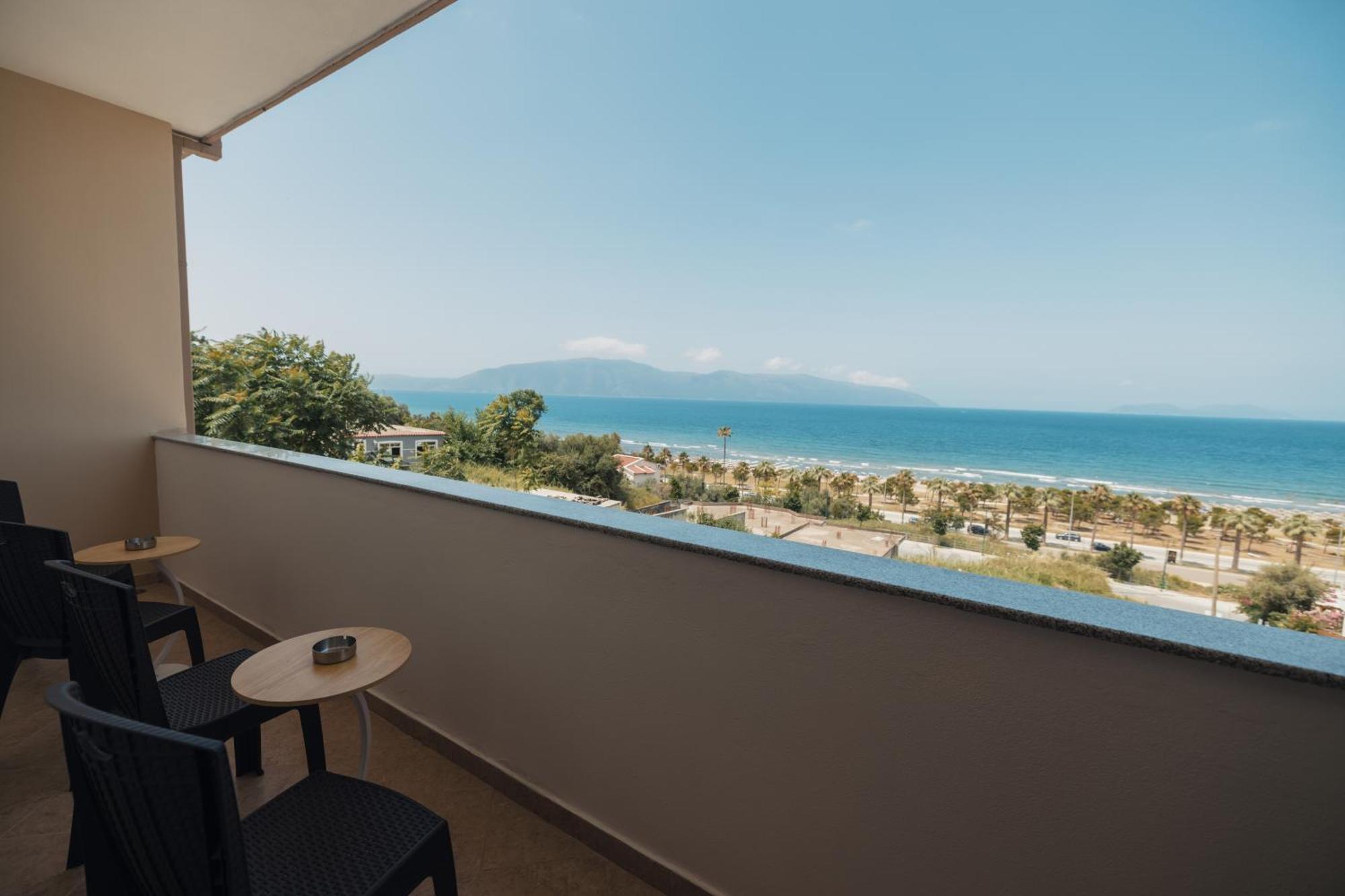 Hotel Klevi Vlorë Exterior foto